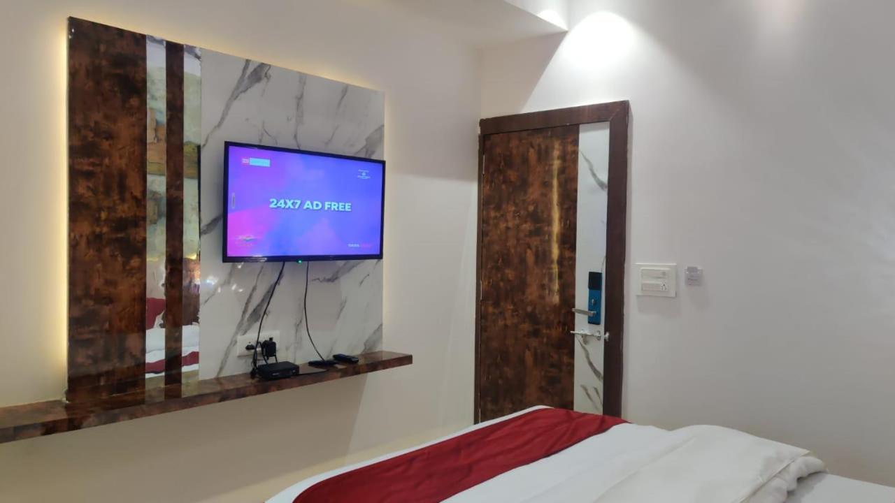 Hotel Relax Bhopal Esterno foto